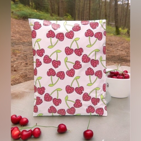 Disco Cherry Expandable Bottom Gusseted Poly Mailers 14.5x19x4 Pack of 10 - Picture 10 of 11